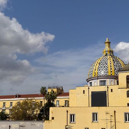 Downtown Umberto 74 Apartment Napoli Bagian luar foto