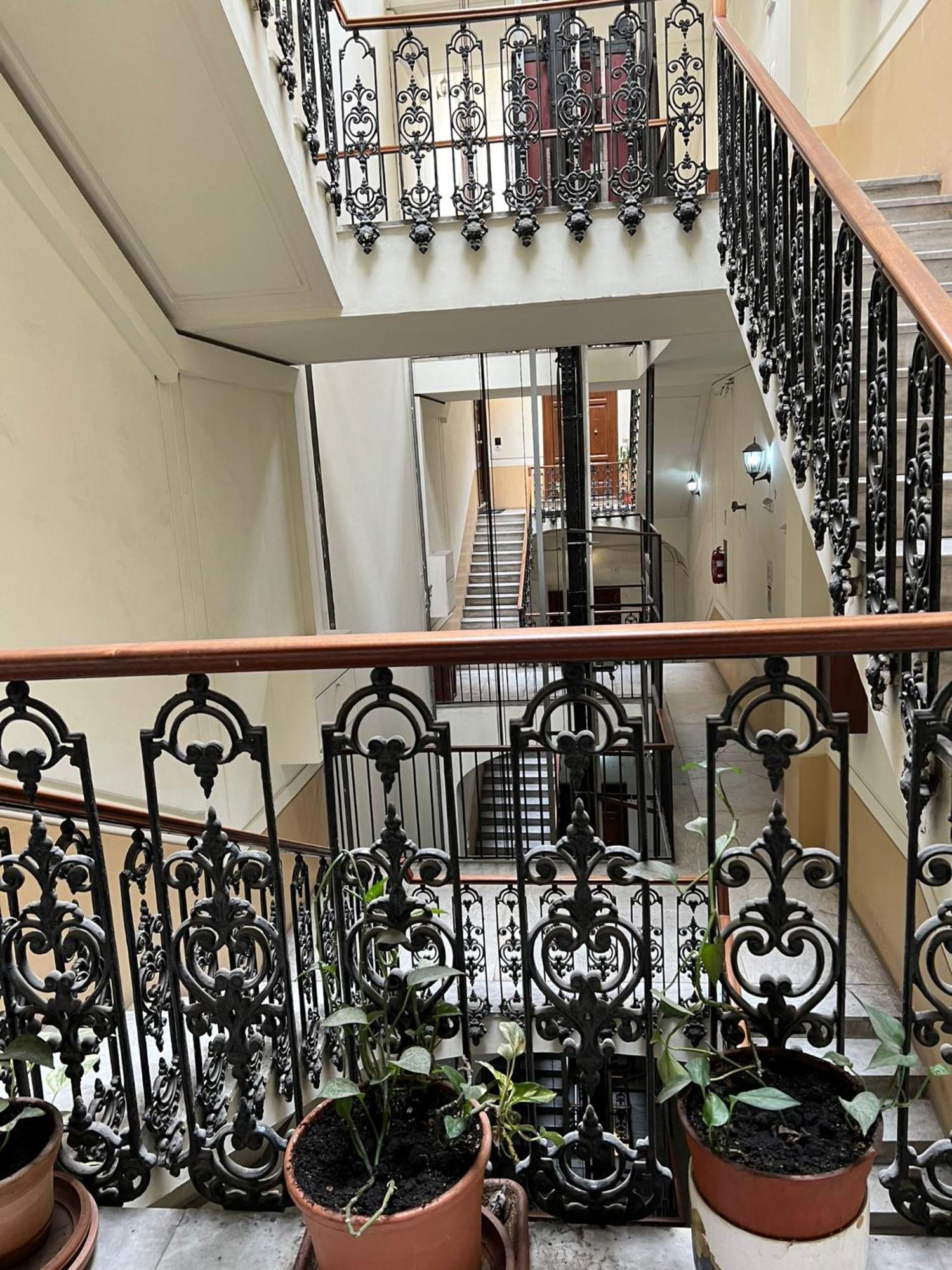 Downtown Umberto 74 Apartment Napoli Bagian luar foto